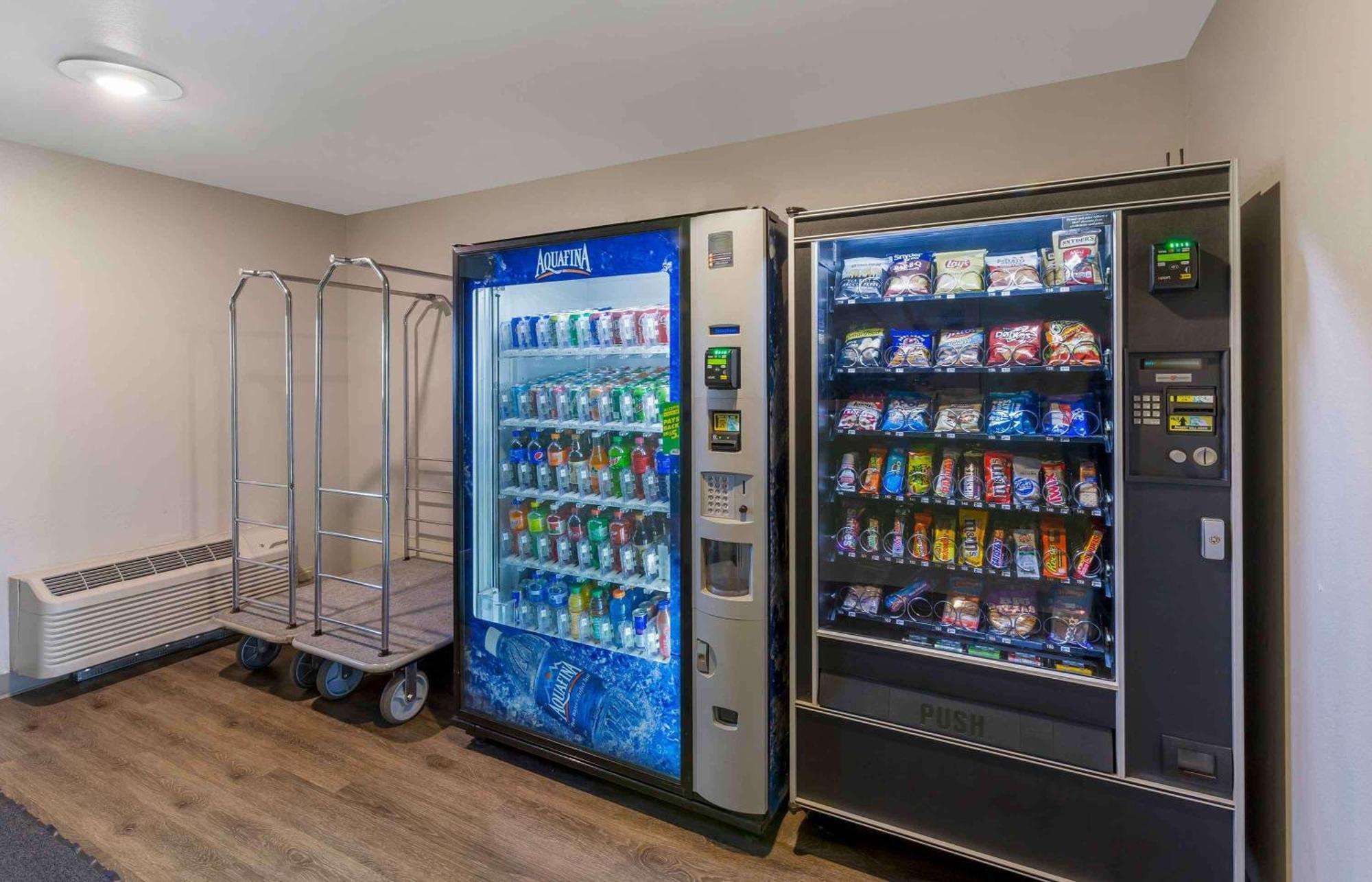 Extended Stay America Select Suites - Cleveland - Avon Экстерьер фото